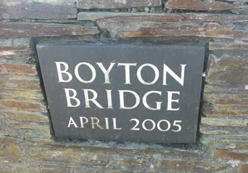 Photo Gallery Image - Boyton Bridge April 2005 Sign